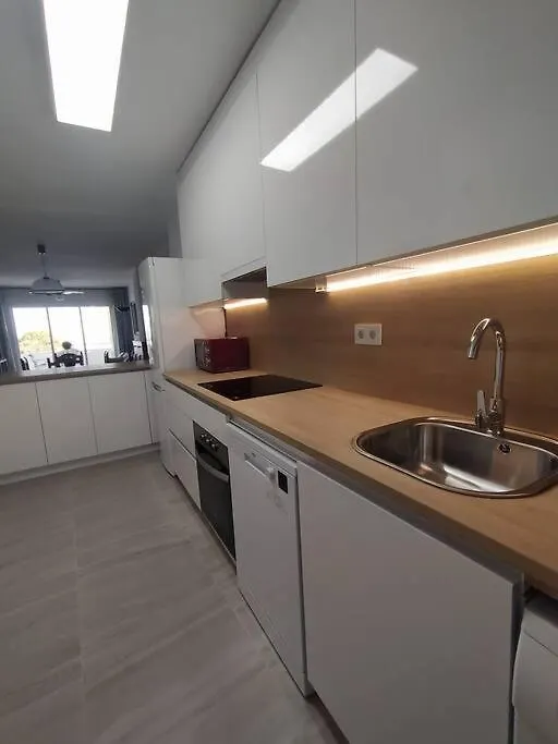 Primera Linea De Playa San Cristobal. Almunecar Apartment